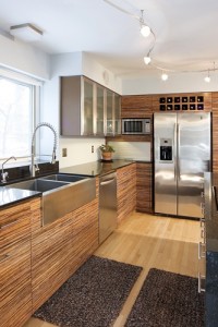 Blending wood finishes in your kitchen